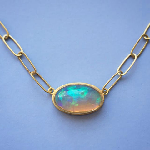 4.5ct opal & 18k handmade chain necklace