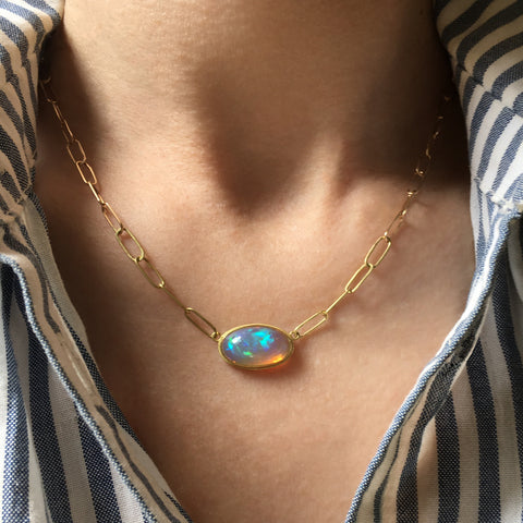 4.5ct opal & 18k handmade chain necklace